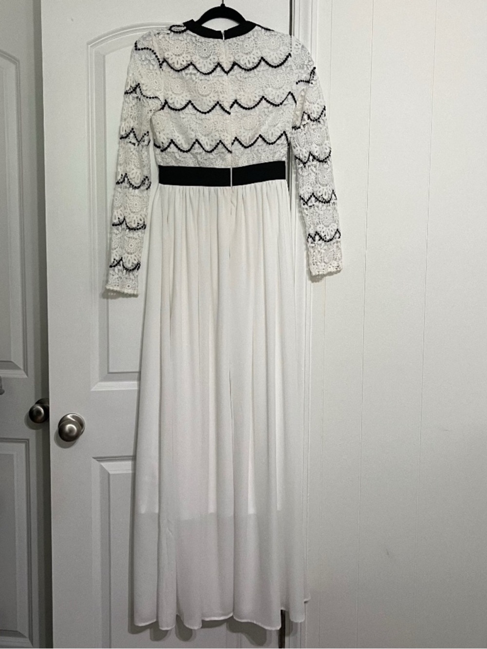 JessaKae Black and White Lace maxi Dress - Picture 3 of 5